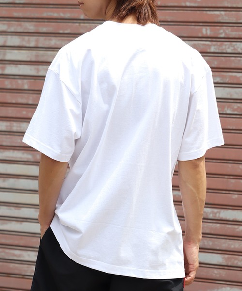 HUF(ハフ)の「【HUF/ハフ】MANS BEST FRIEND S/S TEE / マンズ ベストフレンド ショートスリーブTシャツ(Tシャツ/カットソー・メンズ・ホワイト/ブラック・S/M/L/XL)」の14枚目の写真