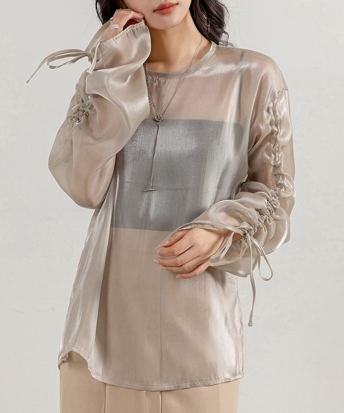 DAY CLOSET（デイ クローゼット）の「レディース 長袖シャーリング艶感シアートップス（シャツ/ブラウス・レディース・ダークネイビー/ブラック/グレイッシュベージュ/パープル・FREE）」の3枚目の写真