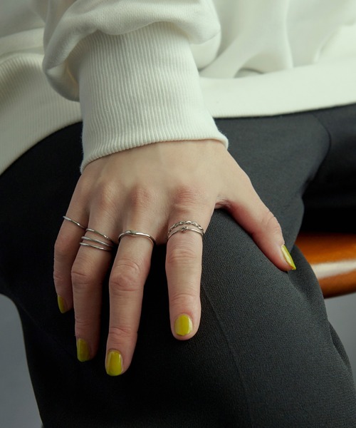 GOLDY（ゴールディ）の「7PCS セット ツイスト ラインド リング（リング・レディース・ゴールド/シルバー・FREE）」の5枚目の写真