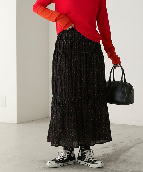 y♡新品♡今季品♡ジャガードローズプリントスカート ブラック ローズプリントシャーリングスカート（スカート）｜BONLECILL