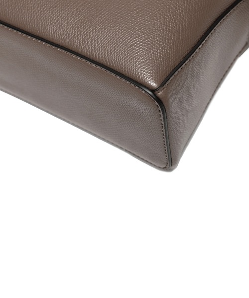 Ungrid(アングリッド)の「【Ungrid/アングリッド】カラーロゴ金具 キーハウス付きアオリポケットショルダーバッグ(ショルダーバッグ・レディース・アイボリー/ブルーグレー/グレイッシュベージュ/ワイン/ブラック/ネイビー/グレー・FREE)」の12枚目の写真