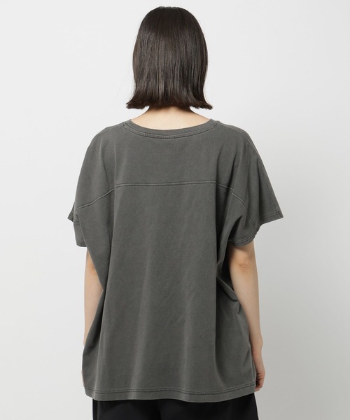 niko and...（ニコアンド）の「アソートピグメントBIGプルオーバー（Tシャツ/カットソー・レディース・パープル/チャコール/ブラウン/ベージュ・MEDIUM/LARGE）」の19枚目の写真