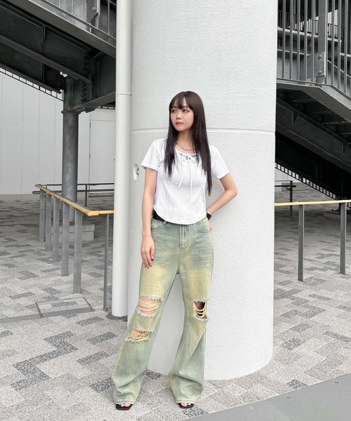 ENVYM(アンビー)の「ピンタックホルタートップス(Tシャツ/カットソー・レディース・ブラック/ホワイト・FREE)」の15枚目の写真