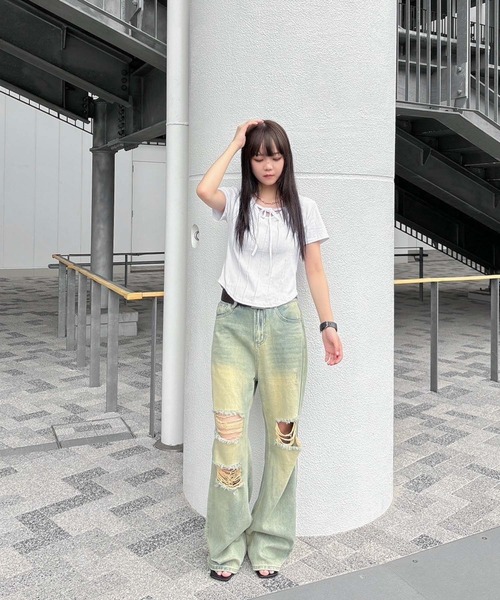 ENVYM(アンビー)の「ピンタックホルタートップス(Tシャツ/カットソー・レディース・ブラック/ホワイト・FREE)」の16枚目の写真