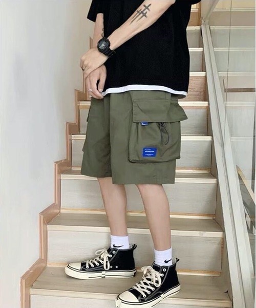NOWLE(ノウル)の「【NOWLE】ワンポイント ミリタリー ショート カーゴパンツ(カーゴパンツ・メンズ・ベージュ/カーキ/ブラック・FREE)」の3枚目の写真
