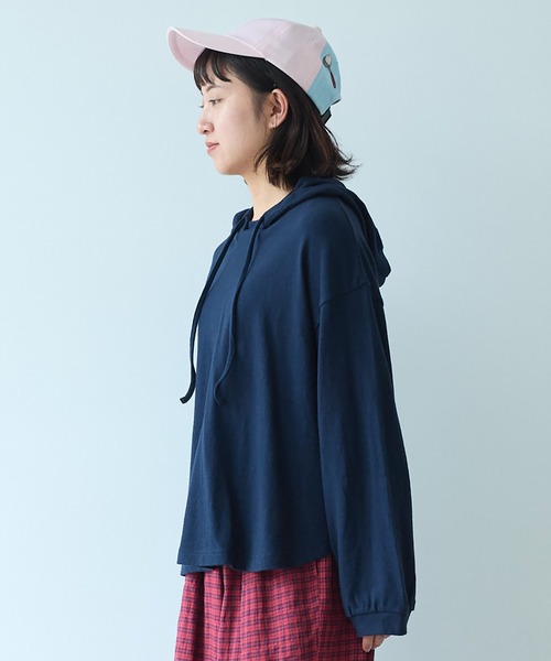 bulle de savon(ビュルデサボン)の「ZIGZAGニット パーカー(パーカー・レディース・アイボリー/ネイビー・FREE)」の17枚目の写真