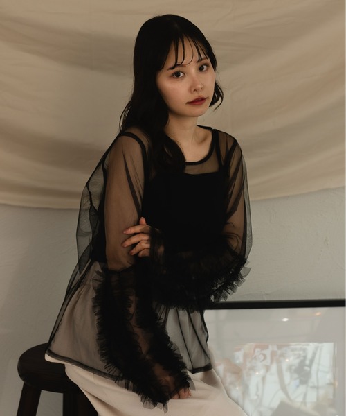 fupel（フぺル）の「sheer ruffle sleeve tops / シアーフリルスリーブトップス（Tシャツ/カットソー・レディース・オフホワイト/ブラック・FREE）」の11枚目の写真