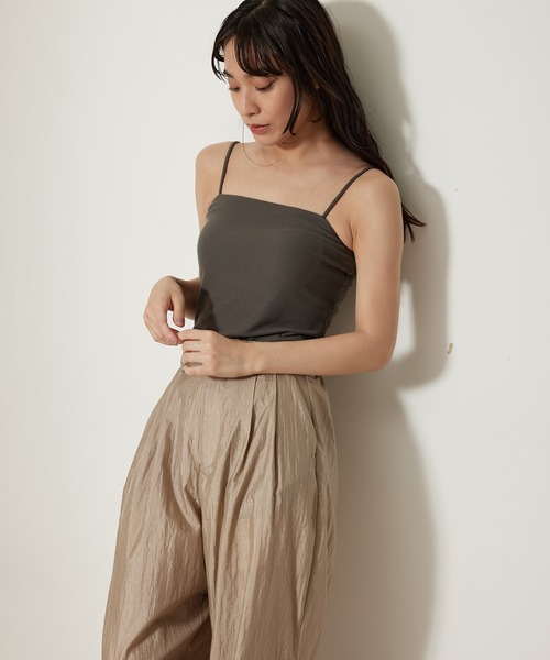 NERGY(ナージー)の「カシミアシルクカップ付きキャミソール(キャミソール・レディース・オレンジ/チャコールグレー/オフホワイト/ブラック・FREE)」の20枚目の写真