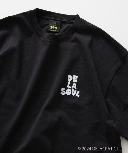 JOURNAL STANDARD relume（ジャーナルスタンダード　レリューム）の「De La Soul / デ・ラ・ソウル 別注 プリントTシャツ（Tシャツ/カットソー・メンズ・ブルー系その他/ホワイト系その他/ホワイト×ホワイト/ブラック/ホワイト・MEDIUM/LARGE）」の9枚目の写真
