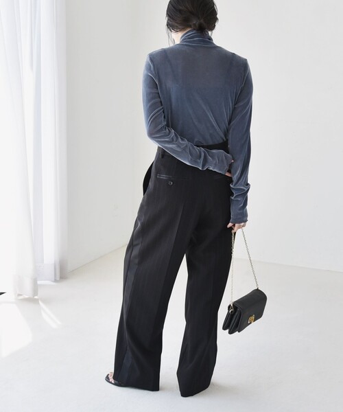 quaranciel（カランシエル）の「quaranciel:〈洗濯機可能〉フロッキー シアー タートル ネック 2（Tシャツ/カットソー・レディース・グレー/ブラック/オフホワイト・ONE SIZE）」の12枚目の写真