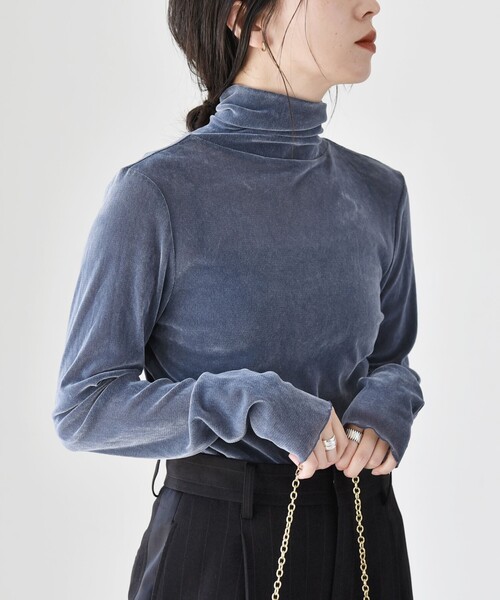 quaranciel（カランシエル）の「quaranciel:〈洗濯機可能〉フロッキー シアー タートル ネック 2（Tシャツ/カットソー・レディース・グレー/ブラック/オフホワイト・ONE SIZE）」の13枚目の写真
