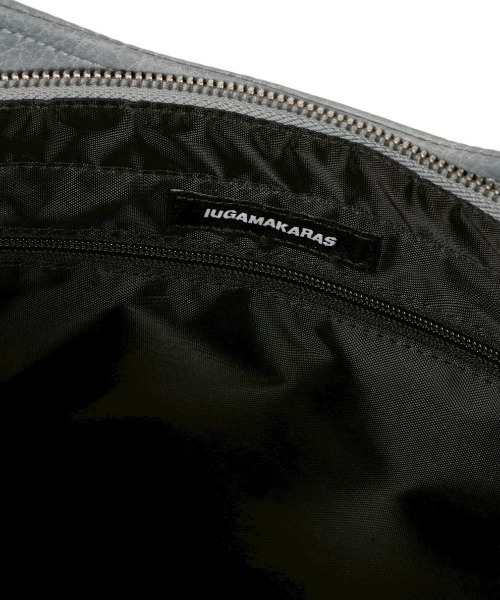IUGAMAKARAS★韓国★男女兼用★Studded Nylon Shoulder Bag 2色 IUGAMAKARAS】Studded Shoulder Bag（ショルダーバッグ