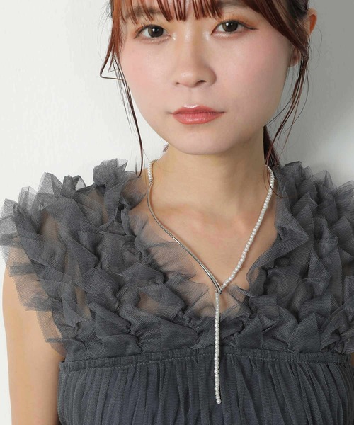 Kana(カナ)の「パール アシンメトリー Y字型 エレガント ネックレス パーティー 結婚式 お呼ばれ オケージョン デイリー(ネックレス・レディース・ゴールド/シルバー・フリー)」の8枚目の写真