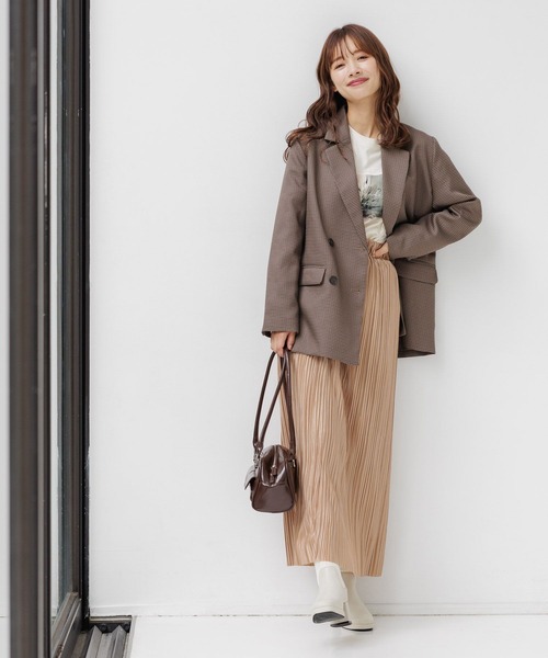 mysty woman(ミスティウーマン)の「フラワーフォトロンT 長袖 152817(Tシャツ/カットソー・レディース・オフホワイト/ブラック・FREE)」の4枚目の写真