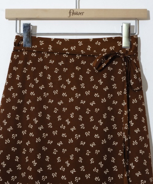 flower(フラワー)の「スウィンギングリボンスカート(スカート・レディース・アイボリー/ブラウン・FREE)」の17枚目の写真