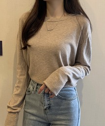 クルーネックニット
