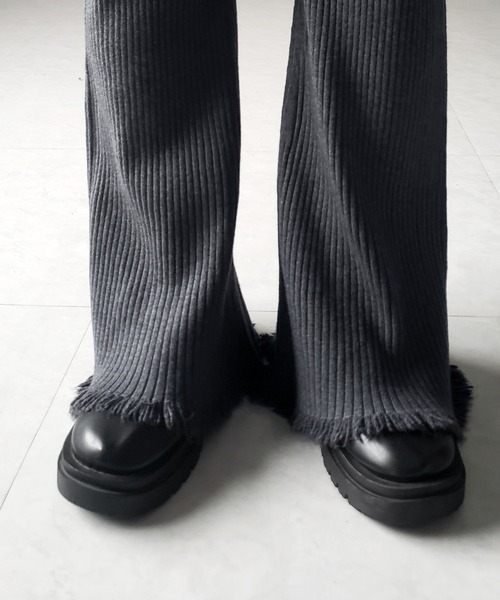 me+em select（ミームセレクト）の「【 ２color 】フリンジリブニットフレアパンツ ／  fringe lib knit  flare pants（その他パンツ・レディース・ブラック/グレー・FREE）」の6枚目の写真