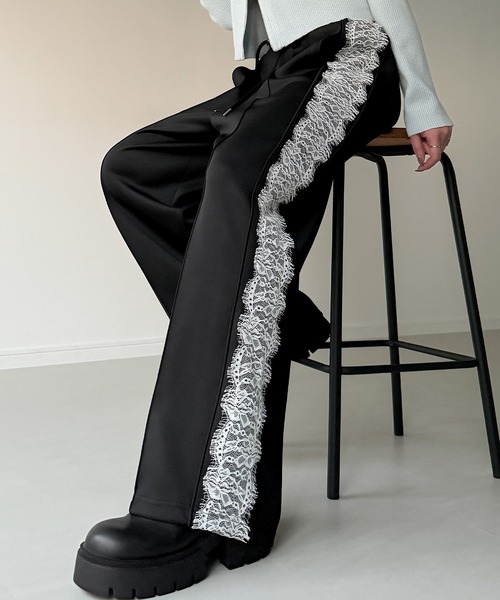 JUNOAH（ジュノア）の「ピンタックレースライントラックパンツ（その他パンツ・レディース・グレー/ネイビー/ブラック・LARGE/MEDIUM/SMALL）」の5枚目の写真