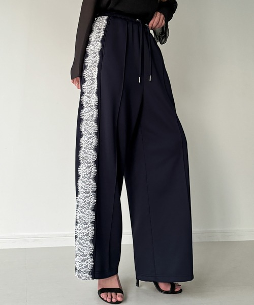 JUNOAH（ジュノア）の「ピンタックレースライントラックパンツ（その他パンツ・レディース・グレー/ネイビー/ブラック・LARGE/MEDIUM/SMALL）」の14枚目の写真