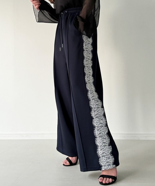 JUNOAH（ジュノア）の「ピンタックレースライントラックパンツ（その他パンツ・レディース・グレー/ネイビー/ブラック・LARGE/MEDIUM/SMALL）」の17枚目の写真