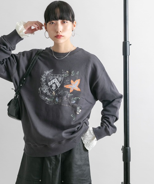 KBF（ケイビーエフ）の「フラワー刺繍スウェット（スウェット・レディース・グレー系その他/チャコールグレー・ONE）」の10枚目の写真