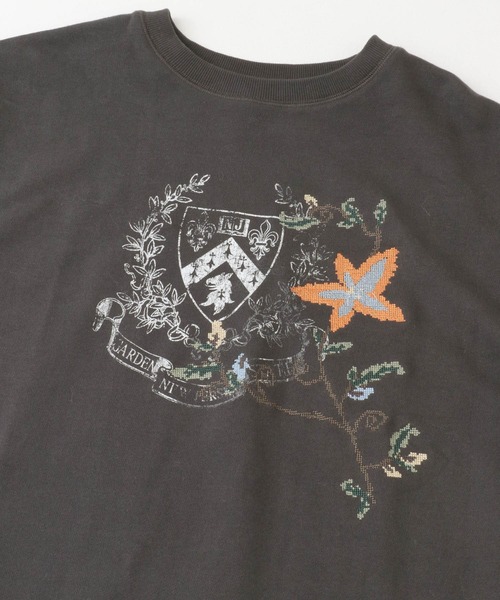 KBF（ケイビーエフ）の「フラワー刺繍スウェット（スウェット・レディース・グレー系その他/チャコールグレー・ONE）」の18枚目の写真