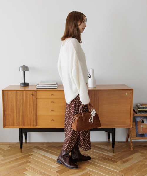 flower（フラワー）の「スエードプチバッグ（ハンドバッグ・レディース・ブラウン・FREE）」の8枚目の写真