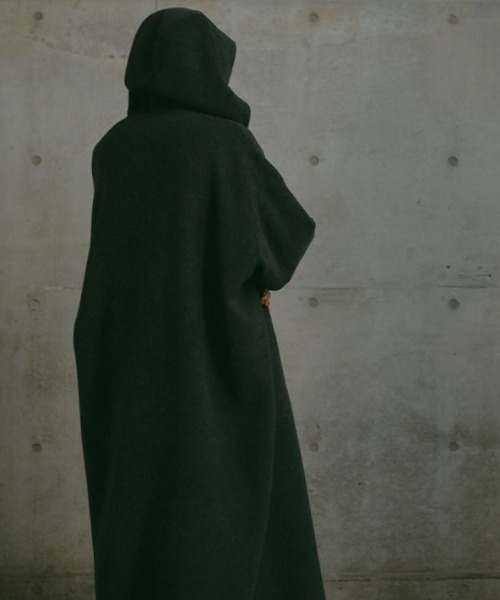 ETRE TOKYO（エトレトウキョウ）の「ウールフーディーリバーコート