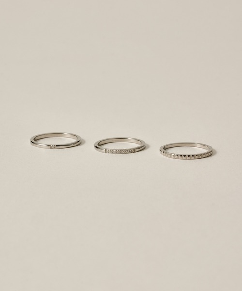 novice（ノーヴィス）の「【novice】CZ Ring 3 set［Stainless］（リング・レディース・ゴールド/シルバー・11/16/13）」の3枚目の写真