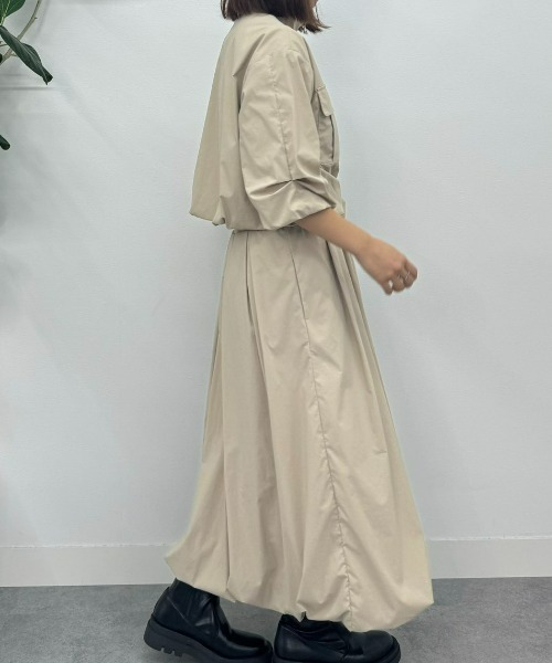 UNDOVE(アンドゥーブ)の「〈UNDOVE〉【はっ水/ストレッチ/UV対策/アウトドア/普段着/ジッパージャケット/ダブルジッパー/胸元ポケット】はっ水!ナイロンバルーンジャケット(ブルゾン・レディース・ベージュ/ブラック・X-LARGE/LARGE/MEDIUM)」の13枚目の写真