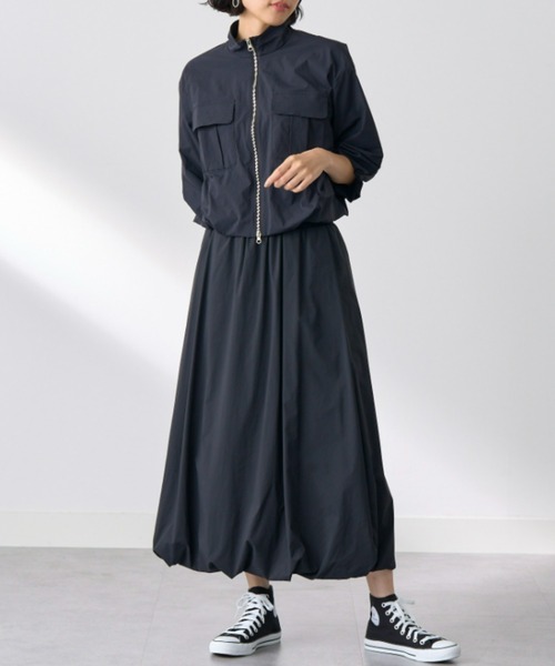 UNDOVE(アンドゥーブ)の「〈UNDOVE〉【はっ水/ストレッチ/UV対策/アウトドア/普段着/ジッパージャケット/ダブルジッパー/胸元ポケット】はっ水!ナイロンバルーンジャケット(ブルゾン・レディース・ベージュ/ブラック・X-LARGE/LARGE/MEDIUM)」の19枚目の写真