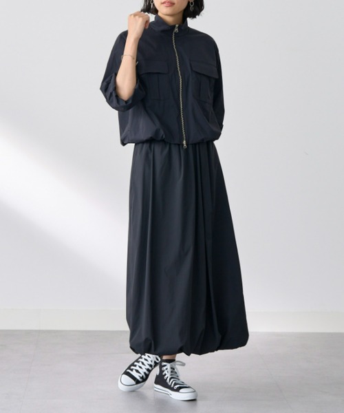 UNDOVE(アンドゥーブ)の「〈UNDOVE〉【はっ水/ストレッチ/UV対策/アウトドア/普段着/ジッパージャケット/ダブルジッパー/胸元ポケット】はっ水!ナイロンバルーンジャケット(ブルゾン・レディース・ベージュ/ブラック・X-LARGE/LARGE/MEDIUM)」の21枚目の写真