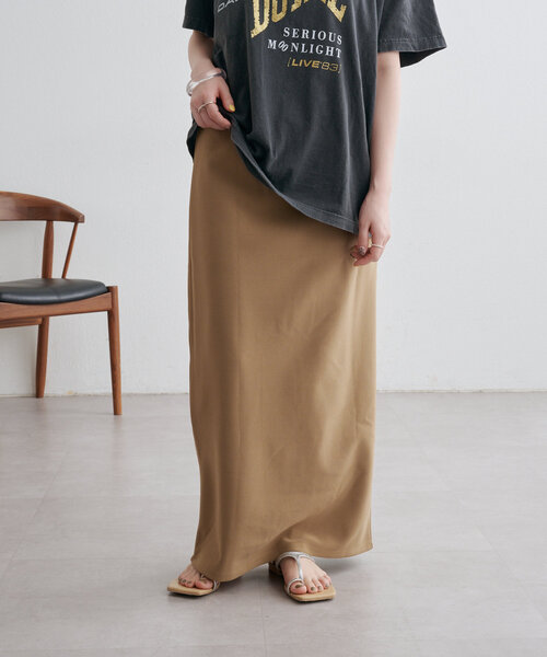 Omekashi（オメカシ）の「Onf(オンフ)ミニマルナロースカート（スカート・レディース・レッド/ブラック/オフホワイト/アイボリー/ベージュ・38/36）」の15枚目の写真