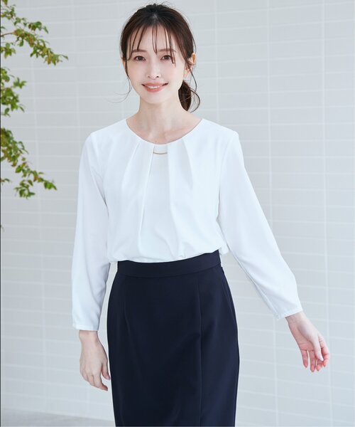 IKKA LOUNGE（イッカラウンジ）の「バーチャーム付きブラウス（シャツ/ブラウス・レディース・オフホワイト/その他1/ダークベージュ・M/L/S）」の6枚目の写真