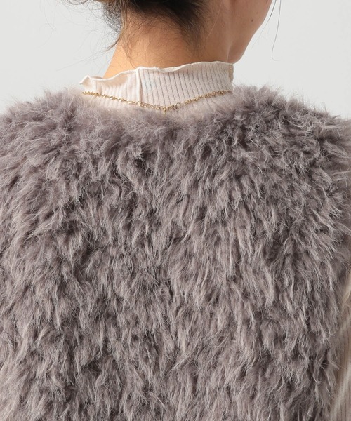 BAYFLOW（ベイフロー）の「[幅広いシーズンで活躍する]シャギーファーベスト（ベスト・レディース・オフホワイト/グレー/グレイッシュベージュ・FREE）」の18枚目の写真