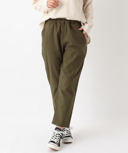 one'sterrace(ワンズテラス)の「綿ツイル9分丈テーパードパンツ(その他パンツ・レディース・グレー系その他7/カーキ系5/ベージュ系9・02)」の1枚目の写真
