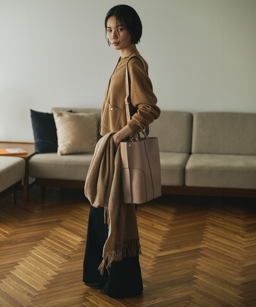 新作美品【E'POR】BAMBOO BAG Large【25SS】 新作美品【E'POR】BAMBOO BAG Large【25SS】 - メルカリ