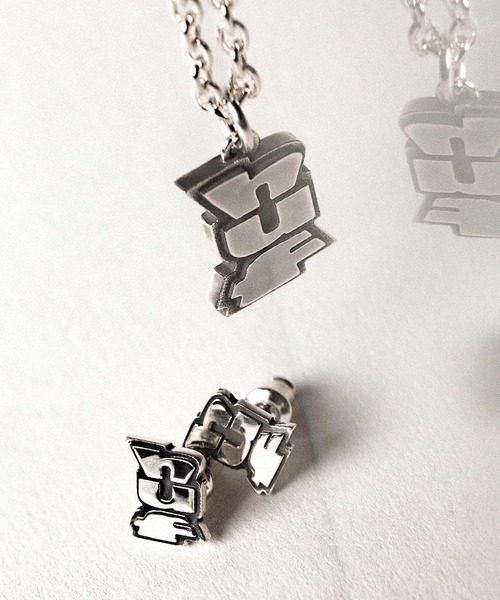 HUF（ハフ）の「MEGABLAST PIERCE / HUF ハフ ピアス シルバー（ピアス（両耳用）・メンズ・シルバー・O/S）」の7枚目の写真