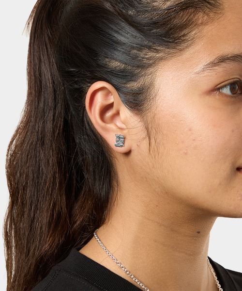 HUF（ハフ）の「MEGABLAST PIERCE / HUF ハフ ピアス シルバー（ピアス（両耳用）・メンズ・シルバー・O/S）」の9枚目の写真