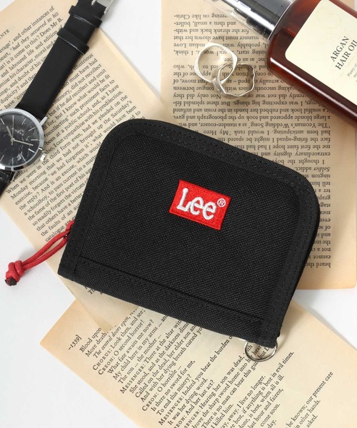 Lee（リー）の「Lee（リー）ブランドワンポイントロゴ刺繍ラウンドファスナー財布/ネックストラップ付きウォレット（財布・メンズ・ブラック×ブルー/ブラック×グリーン/ブラック/ブラック×レッド・FREE）」の3枚目の写真
