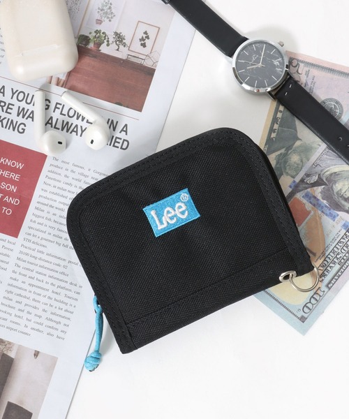 Lee（リー）の「Lee（リー）ブランドワンポイントロゴ刺繍ラウンドファスナー財布/ネックストラップ付きウォレット（財布・メンズ・ブラック×ブルー/ブラック×グリーン/ブラック/ブラック×レッド・FREE）」の4枚目の写真