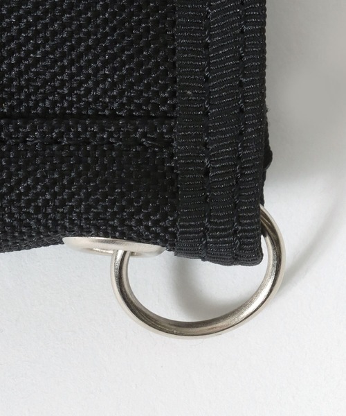 Lee（リー）の「Lee（リー）ブランドワンポイントロゴ刺繍ラウンドファスナー財布/ネックストラップ付きウォレット（財布・メンズ・ブラック×ブルー/ブラック×グリーン/ブラック/ブラック×レッド・FREE）」の22枚目の写真