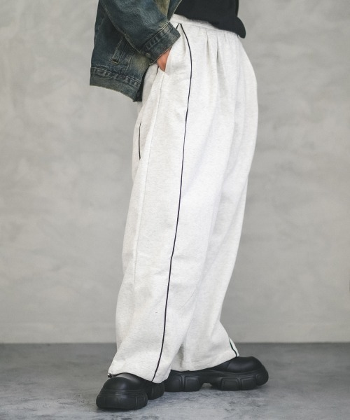 Shoowtime(ショウタイム)の「Side piping design wide sweat pants / サイドパイピングデザインワイドスウェットパンツ(スウェットパンツ・メンズ・ブラック/ヘザーグレー・X-LARGE/LARGE/MEDIUM)」の11枚目の写真