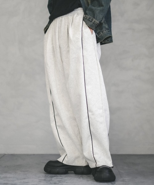 Shoowtime(ショウタイム)の「Side piping design wide sweat pants / サイドパイピングデザインワイドスウェットパンツ(スウェットパンツ・メンズ・ブラック/ヘザーグレー・X-LARGE/LARGE/MEDIUM)」の12枚目の写真