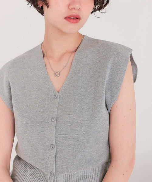セール】ノースリーブVネックリブニットベスト（ベスト）｜titivate