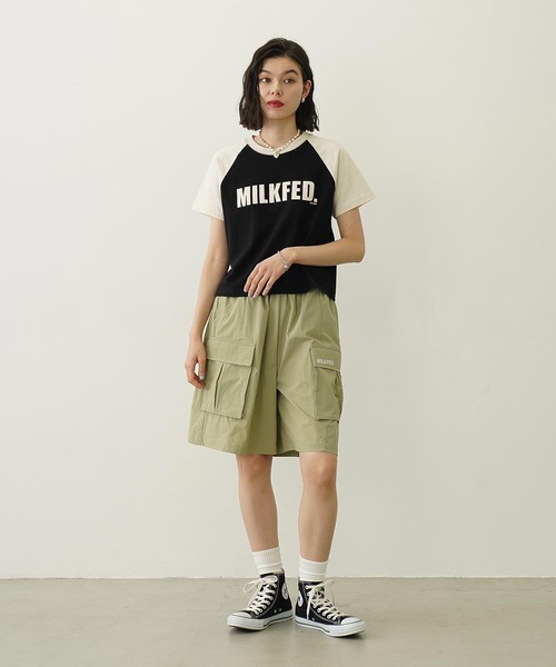 MILKFED.(ミルクフェド)の「MILKFED. COMPACT B/B TEE(Tシャツ/カットソー・レディース・ホワイト/ブラック/チャコール・M/S)」の12枚目の写真