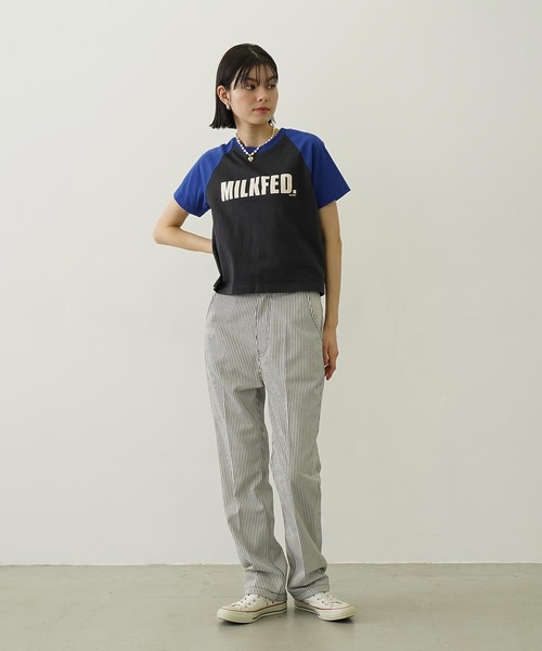 MILKFED.(ミルクフェド)の「MILKFED. COMPACT B/B TEE(Tシャツ/カットソー・レディース・ホワイト/ブラック/チャコール・M/S)」の17枚目の写真