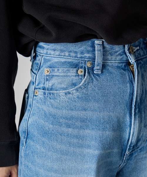 fireservice（ファイヤーサービス）の「【 Fire Service / ファイヤーサービス 】 BAGGY DENIM / バギーデニム（デニムパンツ・レディース・ライトブルー・23/24/25/26/27/28）」の3枚目の写真