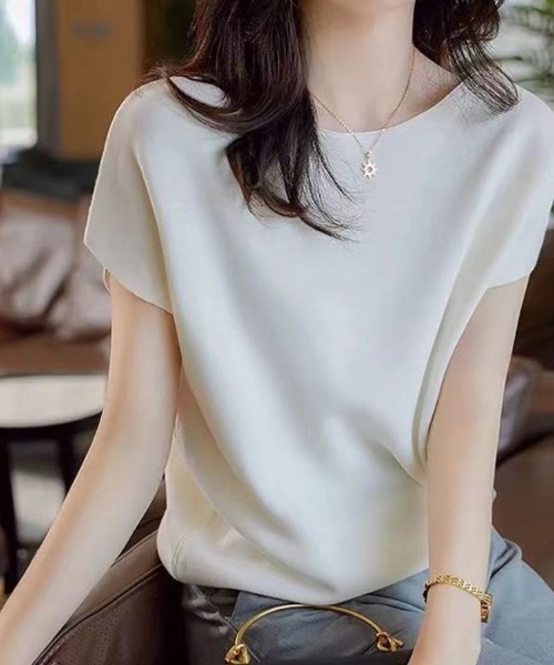 maison de LATIR(メゾンドラティール)の「ボートネックフレンチスリーブ半袖サマーニット(Tシャツ/カットソー・レディース・アイボリー/ホワイト/チャコール/ブルー・ONESIZE)」の6枚目の写真