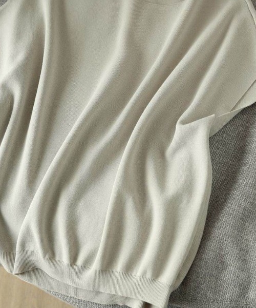 maison de LATIR(メゾンドラティール)の「ボートネックフレンチスリーブ半袖サマーニット(Tシャツ/カットソー・レディース・アイボリー/ホワイト/チャコール/ブルー・ONESIZE)」の19枚目の写真